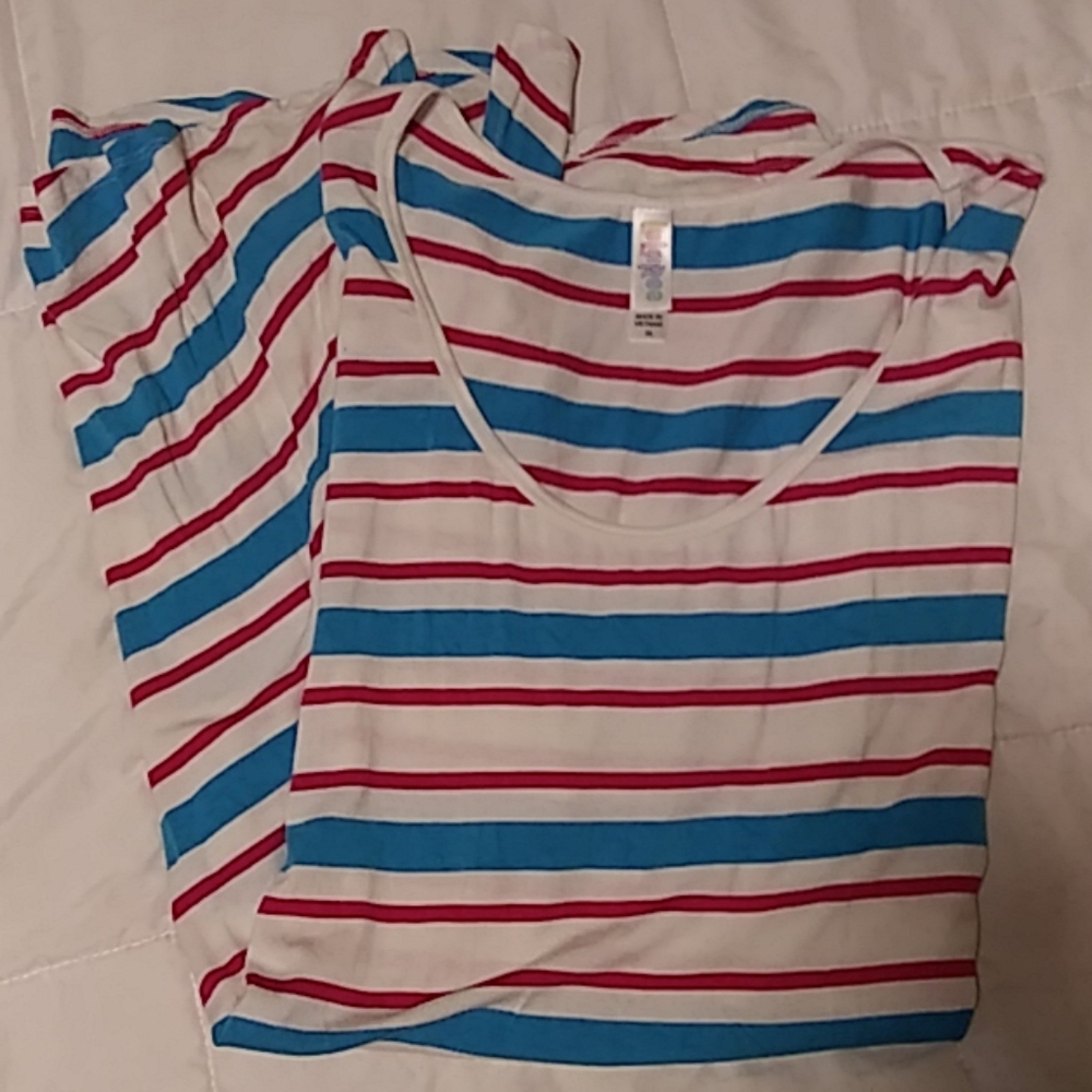 LuLaRoe Perfect T